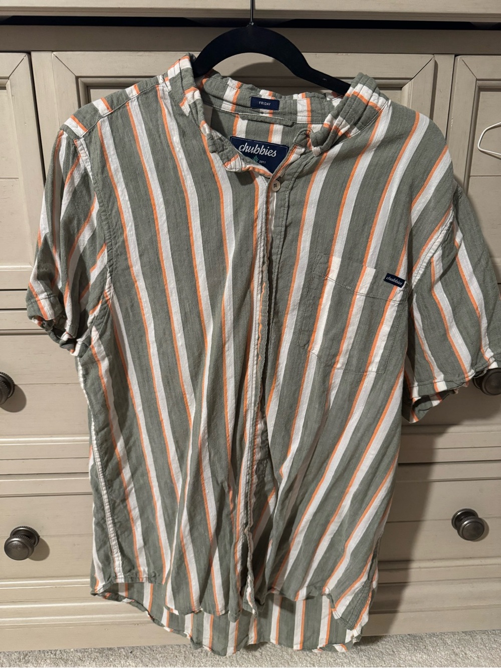 chubbies Olive, White & Orange Vertical Stripe Short-Sleeve Button-Down Shirt